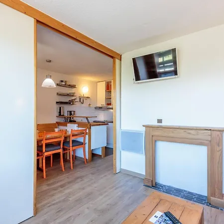 Apartment 2 Pieces Cosy Avec Balcon - - Fr-1-353-20